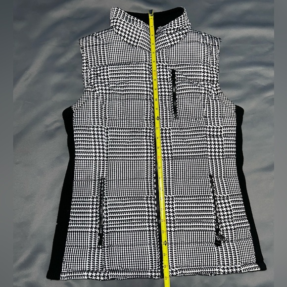 Calvin Klein quilted puffer vest - Picture 6 of 6